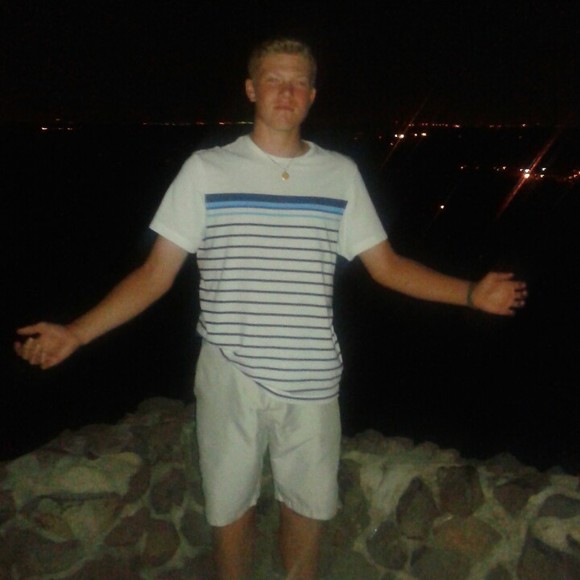 Meet your Posher, Alex - Picture 1 of 1